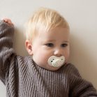 LOVI Cumlík svietiaci silikónový dynamický TEDDY LOVE 18m+ 2ks