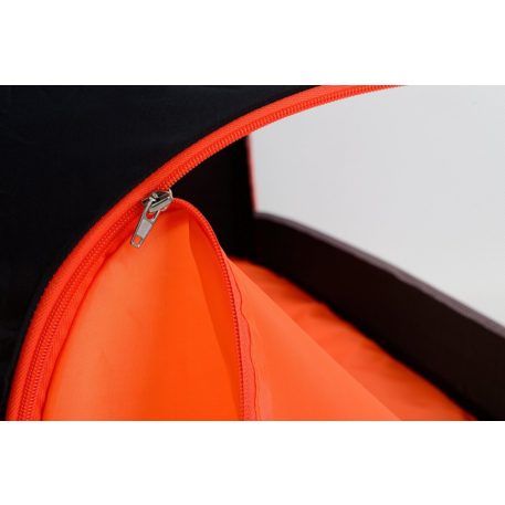 BABYMAXI utazóágy narancs-fekete színben ajándék szúnyoghálóval