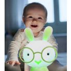 Svietivé nočné svetlo so zajačikom a okuliarmi v zelenej farbe