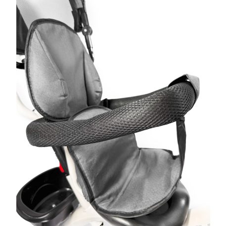 MK H-Trike Hero trojkolka s rodičovskou rukoväťou a opierkou na nohy – sivej-biela farba