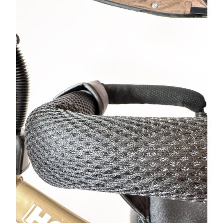 MK H-Trike Hype trojkolka s rodičovskou rukoväťou a opierkou na nohy v hnedo-čiernej farbe + darček